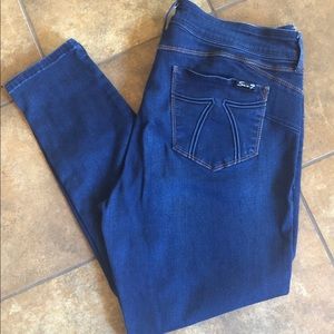 Seven7 Jeans Size 16